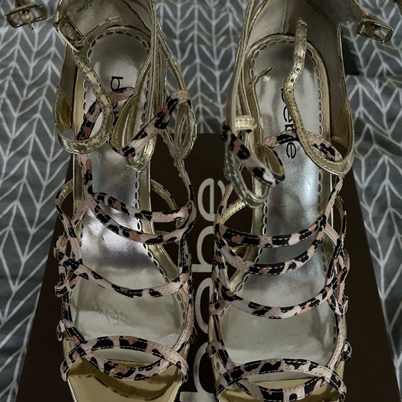 Bebe patterned dancing shoes. - Picture 7 of 9